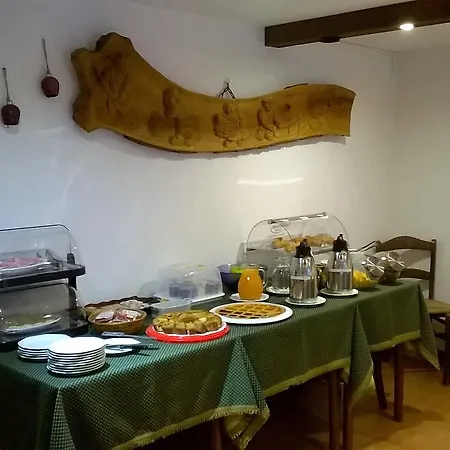 Paradisia Cogne